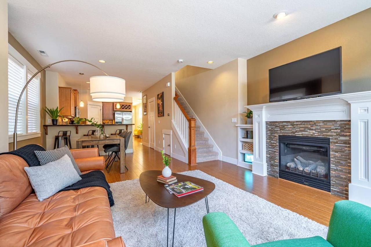 Modern Home, Four Bedrooms, King Beds Tigard Exterior photo